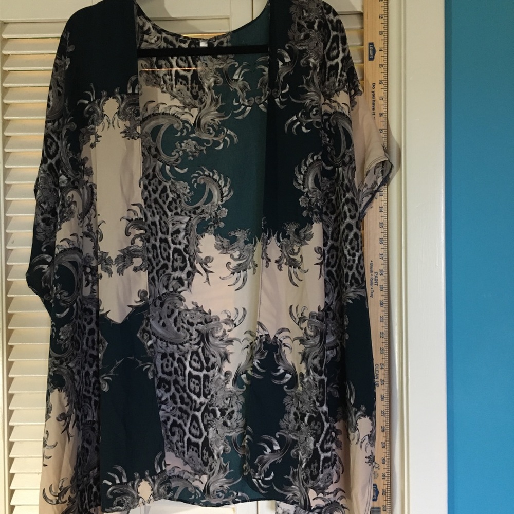 Lovely shrug/cover up